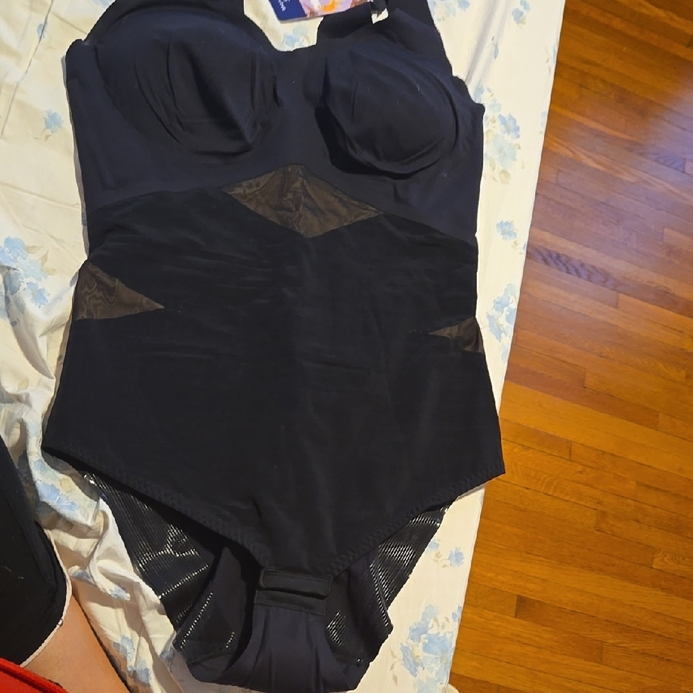 Elegant Black Women's Bodysuit